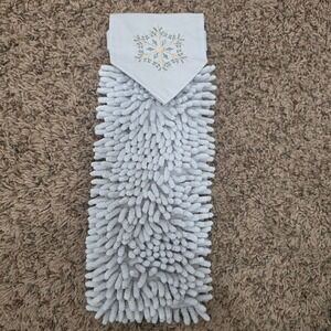 Norwex Snowflake Chenille Hand Towel Hanging Holiday Gray Silver Gold BacLock